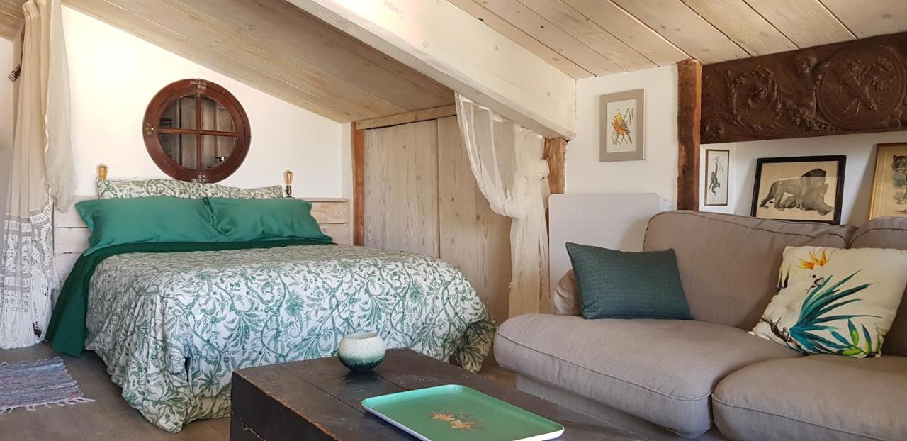 La Boheme Bed and Breakfast Charols Eksteriør billede